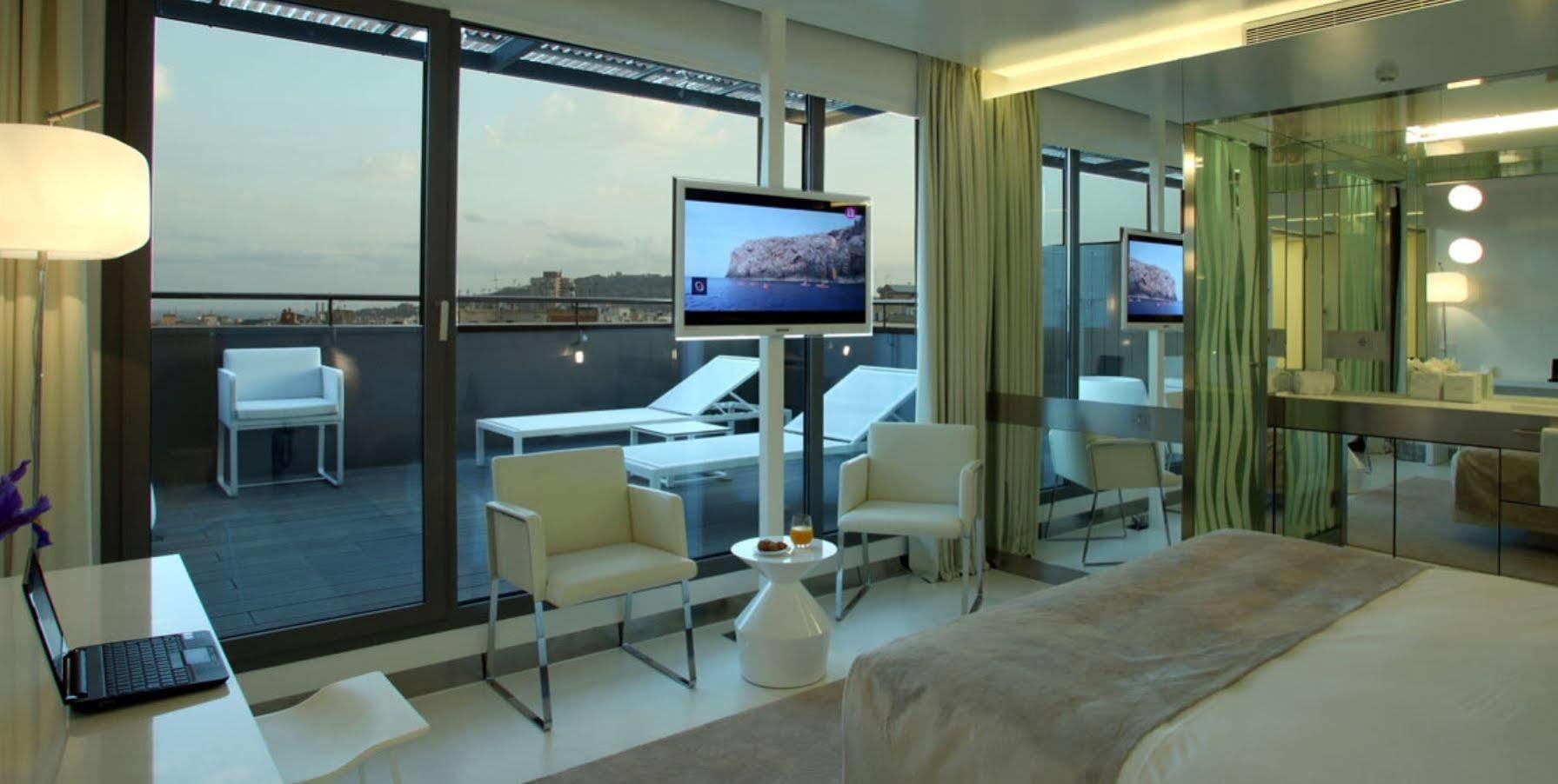 Hotel Arconte (Adults Only) Barselona Dış mekan fotoğraf